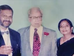 Dr.S.Dhanabagyam with Dr.BOB EDWARDS ( LONDON) Creator of First Test Tube Baby in the World & Dr.Pandiyan ( Chennai) in CMC Vellore – 2001